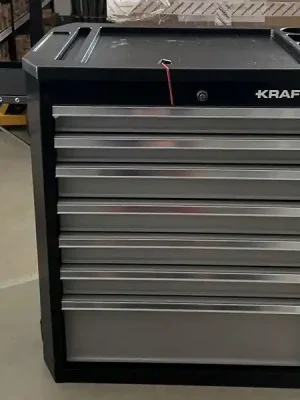 Dílenský vozík P207 7 zásuvek PROFI Line (naražený vozík!)