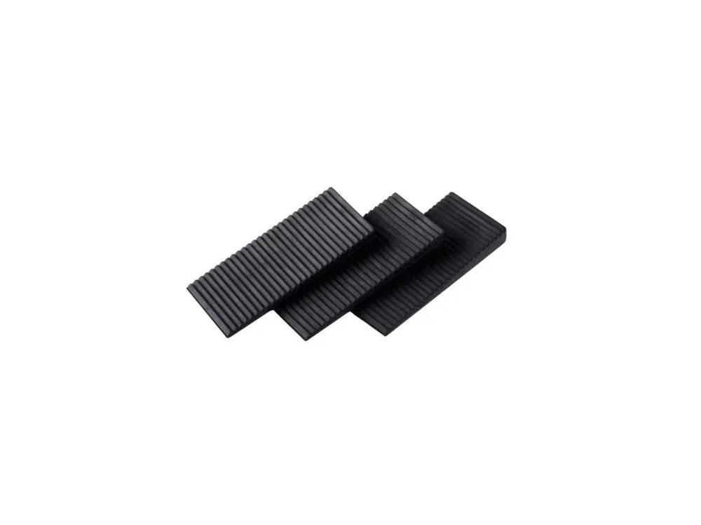 Klínky montážní plastové, 95 x 45 x 15 mm, 50 ks