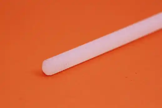 závitová tyč M 5 x1000 DIN 975/Plast
