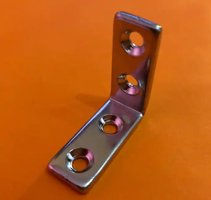 úhleník 31x12x3 JN 8340/A2